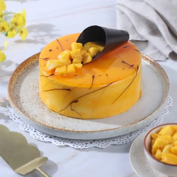 Creamy Mango Delight Cake