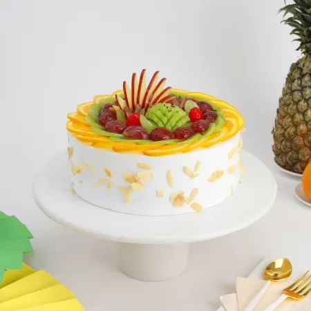 Delicious Mixed Fruit Cake (600 Gm)